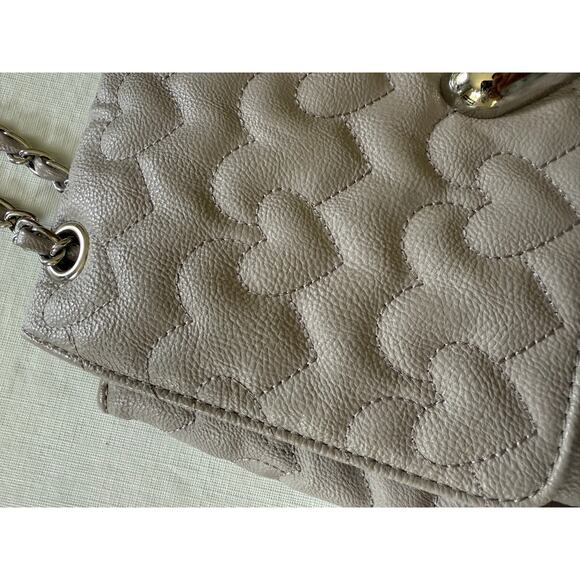 Betsey Johnson Quilted Hearts Shoulder‎ Bag - Picture 9 of 11